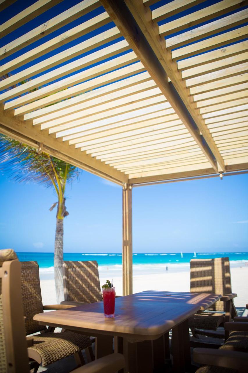 Coral House Suites Пунта Кана Екстериор снимка