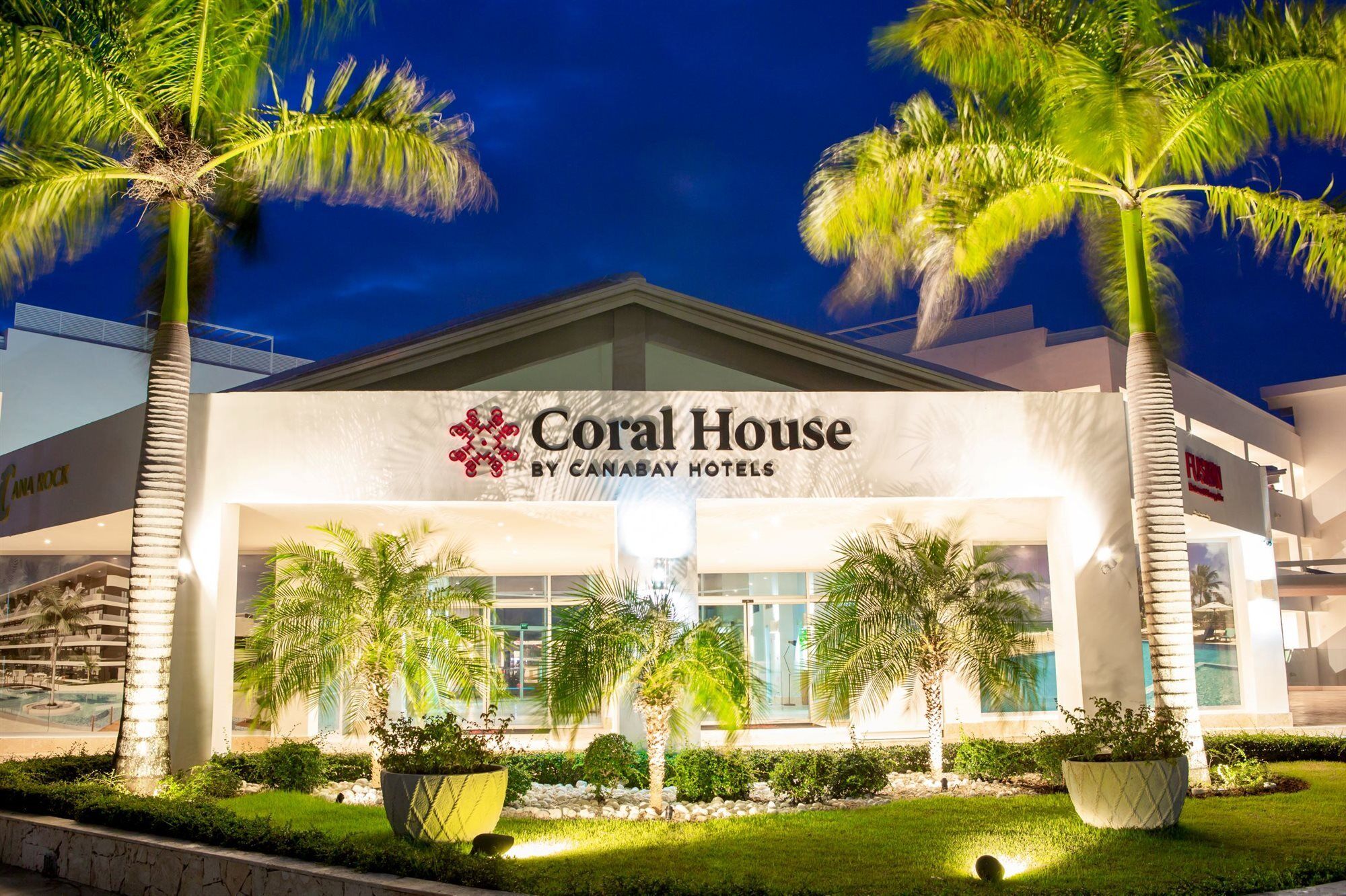 Coral House Suites Пунта Кана Екстериор снимка