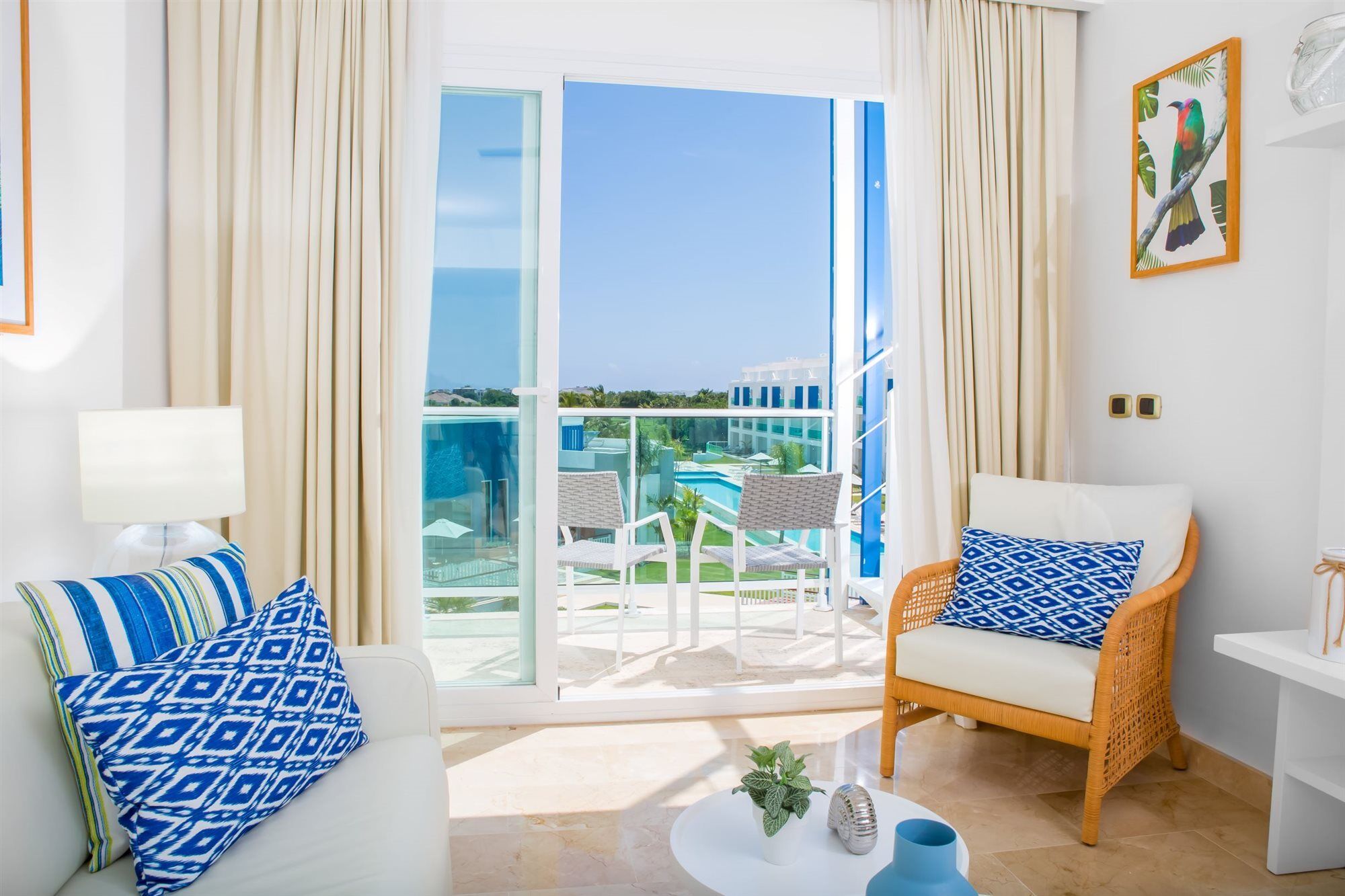 Coral House Suites Пунта Кана Екстериор снимка
